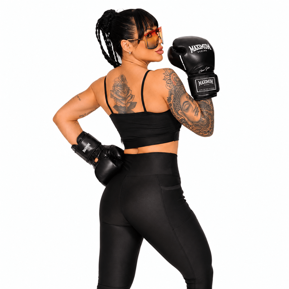Conjunto Fitness Feminino Preto Top Strappy e Legging com Bolso Premium